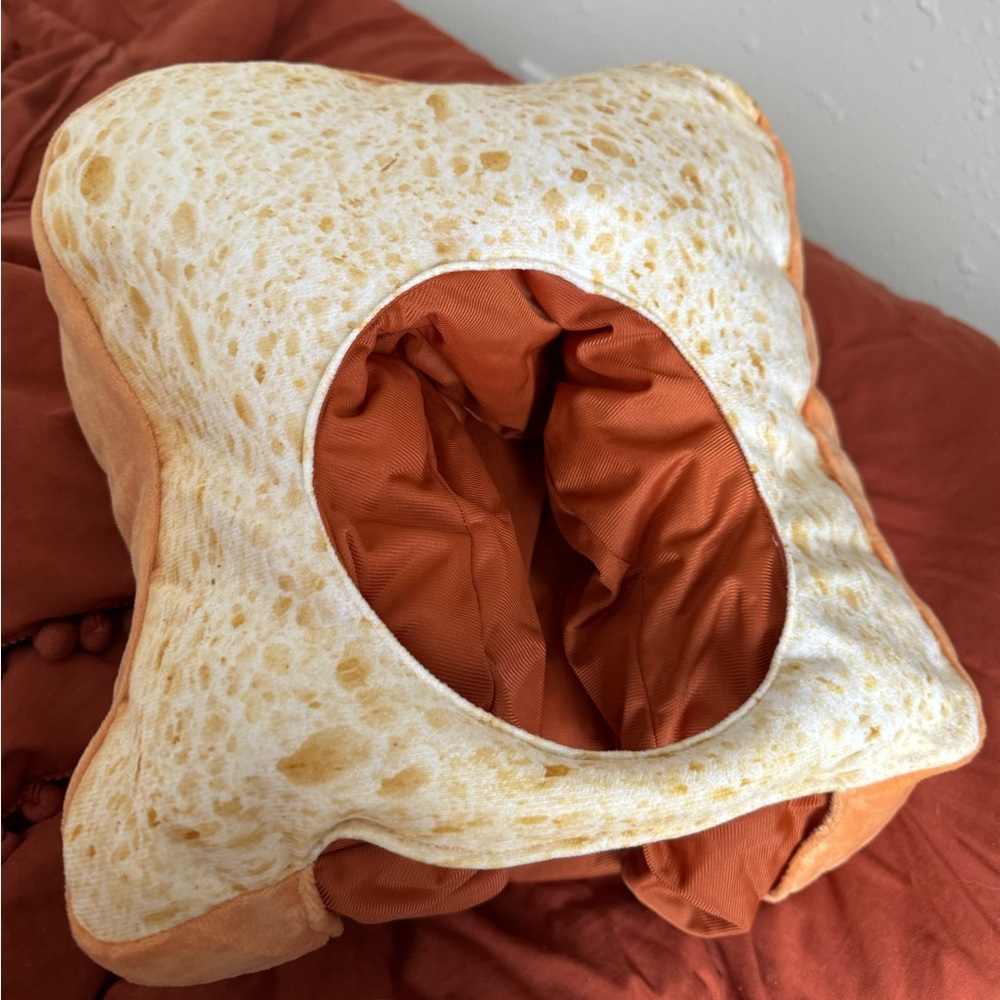 Bread hat